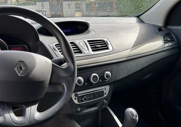 Renault Megane cena 19900 przebieg: 167000, rok produkcji 2012 z Częstochowa małe 154
